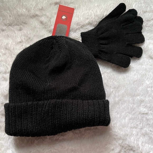 NWT Canada Weather Gear 2pc Beanie - Thermal Plush lined - super cute & warm - Picture 2 of 4